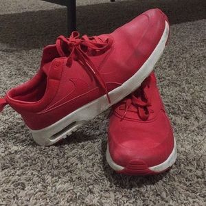 Nike air max Thea red size 9